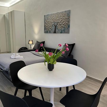 La Casa Di Maar Apartment Бари Екстериор снимка